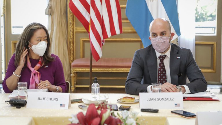 Estados Unidos advierte a la Argentina sobre sus relaciones con Rusia y  China | SurySur